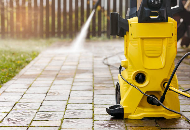 Best Driveway Pressure Washing  in Jonesboro, IN